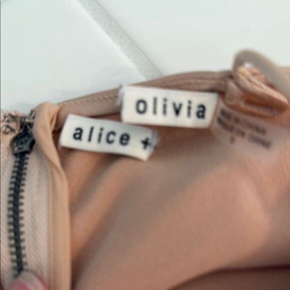 Alice + Olivia Harmony Drapey Dress NWT SIZE 0 - Picture 12 of 12